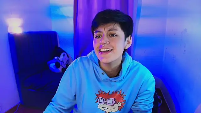 Snapshot of 9_Fernanda_9 chatting on 09-30-25, 06:40 9 Fernanda 9 online show from 09-30-25, 06:40