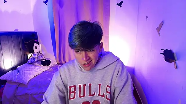 Snapshot of 9_Fernanda_9 chatting on 11-07-25, 03:50 9 Fernanda 9 online show from 11-07-25, 03:50