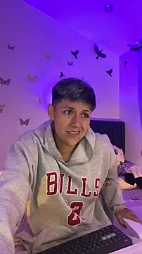 Snapshot of 9_Fernanda_9 chatting on 11-27-25, 07:54 9 Fernanda 9 online show from 11-27-25, 07:54