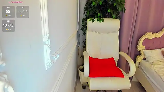 Lily Marlin online show from 02-22-26, 06:02