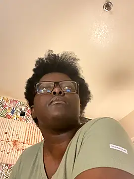 Yagurl  west online show from 11-07-25, 10:32