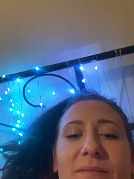 Snapshot of sexyserenity22 chatting on 03-10-26, 01:21 sexyserenity22 online show from 03-10-26, 01:21