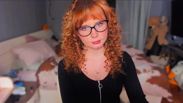 Snapshot of KlementinaBbG chatting on 11-23-25, 08:19 KlementinaBbG online show from 11-23-25, 08:19