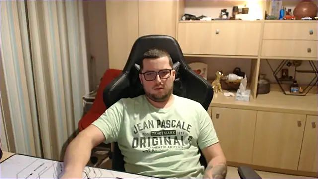 bigpuff hott online show from 11-23-25, 06:08