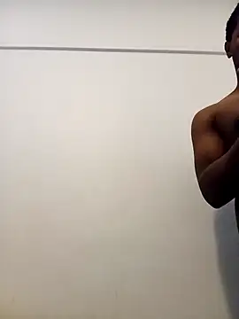 Snapshot of Vuyokaki chatting on 09-18-25, 06:04 Vuyokaki online show from 09-18-25, 06:04