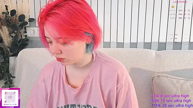   KawaiiYuki   online show from 11-15-25, 06:22