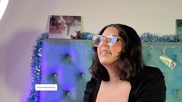 Paola Lyon  online show from 01-13-26, 06:24