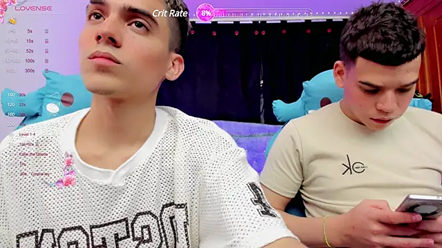 Snapshot of jake_and_joaquin chatting on 12-31-24, 07:42 jake and joaquin online show from 12-31-24, 07:42