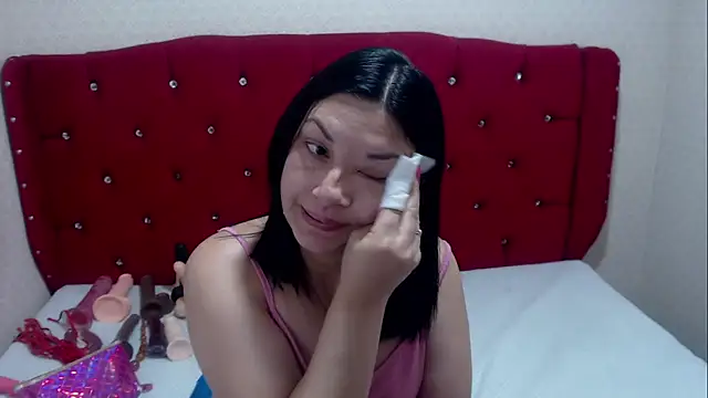 AdaFawxx online show from 09-20-25, 04:24