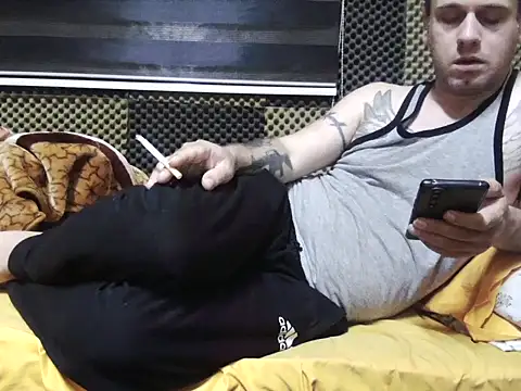 Snapshot of Arabeyes chatting on 10-28-25, 07:27 Arabeyes online show from 10-28-25, 07:27