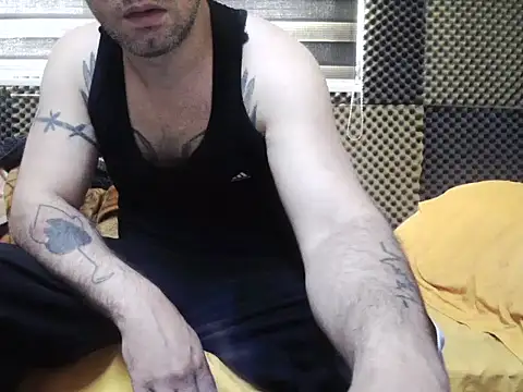 Snapshot of Arabeyes chatting on 11-01-25, 11:34 Arabeyes online show from 11-01-25, 11:34