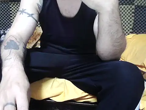 Snapshot of Arabeyes chatting on 11-11-25, 04:23 Arabeyes online show from 11-11-25, 04:23