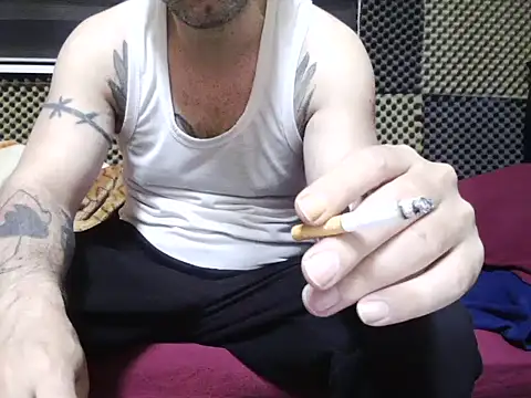 Snapshot of Arabeyes chatting on 11-26-25, 10:55 Arabeyes online show from 11-26-25, 10:55