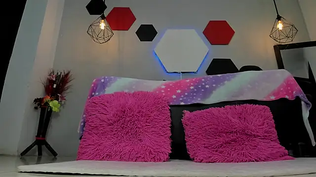 martinaclark online show from 09-28-25, 03:45