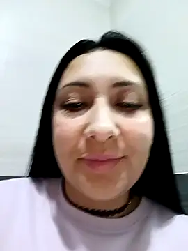 Snapshot of my-kitty chatting on 01-11-25, 05:20 my-kitty online show from 01-11-25, 05:20