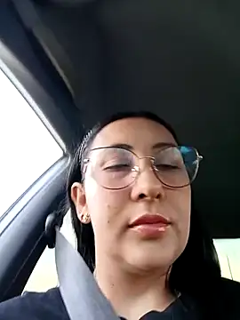 Snapshot of my-kitty chatting on 11-06-25, 10:21 my-kitty online show from 11-06-25, 10:21