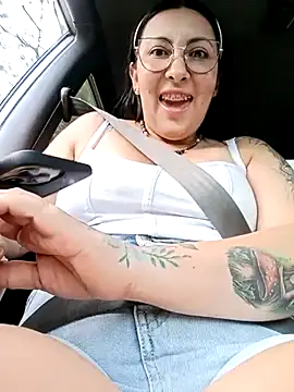 Snapshot of my-kitty chatting on 11-08-25, 07:45 my-kitty online show from 11-08-25, 07:45