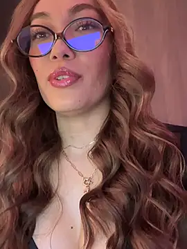 Snapshot of MichelleFerry_ chatting on 03-16-25, 02:32 MichelleFerry online show from 03-16-25, 02:32
