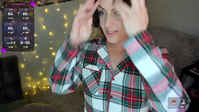 lovejulietxo online show from 12-15-24, 02:37