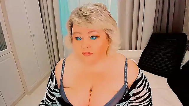 BIGTITSBBW online show from 10-11-25, 12:26