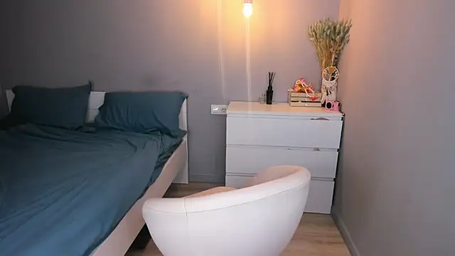 Snapshot of missliiaa chatting on 11-04-25, 09:52 missliiaa online show from 11-04-25, 09:52