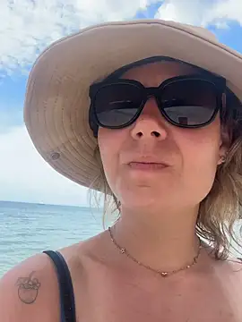 BabyNila online show from 02-12-26, 04:51