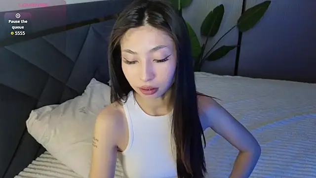 TrishaRey online show from 04-02-26, 06:55