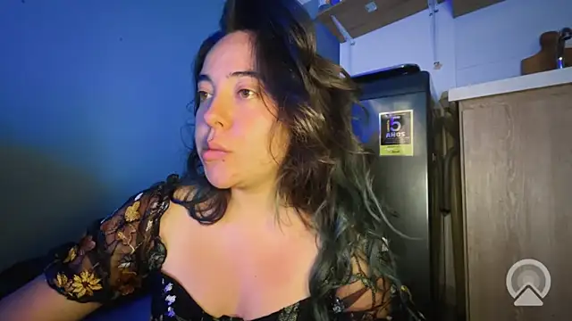 Snapshot of Elberethiel chatting on 12-18-25, 08:15 Elberethiel online show from 12-18-25, 08:15