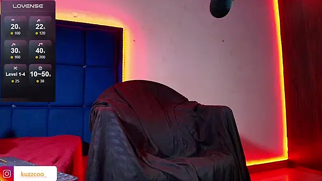 Snapshot of kuzzcoo chatting on 03-10-25, 10:37 kuzzcoo online show from 03-10-25, 10:37