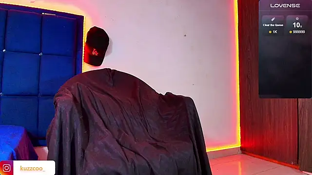 Snapshot of kuzzcoo chatting on 03-22-25, 06:25 kuzzcoo online show from 03-22-25, 06:25