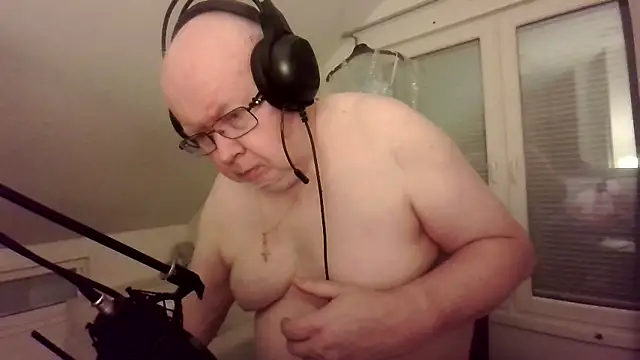 ScrawnyFire online show from 01-14-26, 05:02