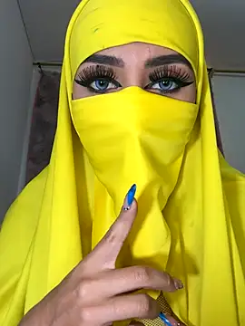 Snapshot of _alabina_ chatting on 10-17-25, 04:31 alabina online show from 10-17-25, 04:31