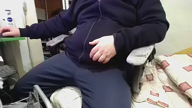 tipko123 online show from 11-18-25, 04:00