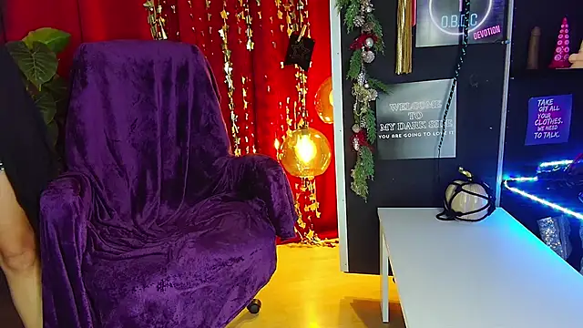 Snapshot of iammistress chatting on 12-20-24, 05:51 iammistress online show from 12-20-24, 05:51