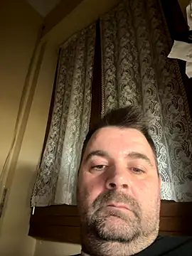 Snapshot of h4cAlex chatting on 11-07-25, 05:57 h4cAlex online show from 11-07-25, 05:57