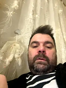 Snapshot of h4cAlex chatting on 11-24-25, 06:40 h4cAlex online show from 11-24-25, 06:40