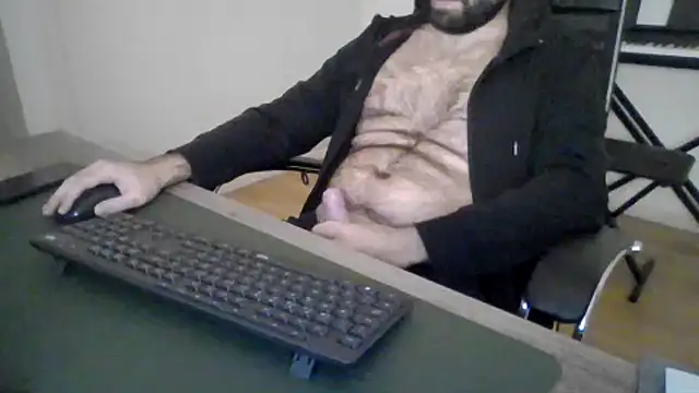 joaodias 97 online show from 11-18-25, 06:01