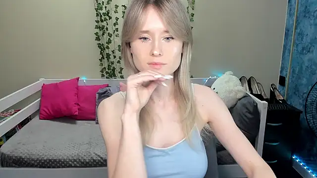  adel brooks  online show from 09-28-25, 06:24