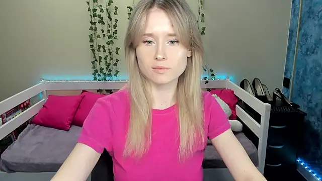  adel brooks  online show from 10-06-25, 06:27