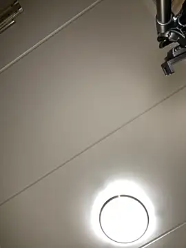 Snapshot of Neelo-Smith chatting on 11-13-25, 12:31 Neelo-Smith online show from 11-13-25, 12:31