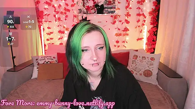 EmmyBunny online show from 10-06-25, 03:31