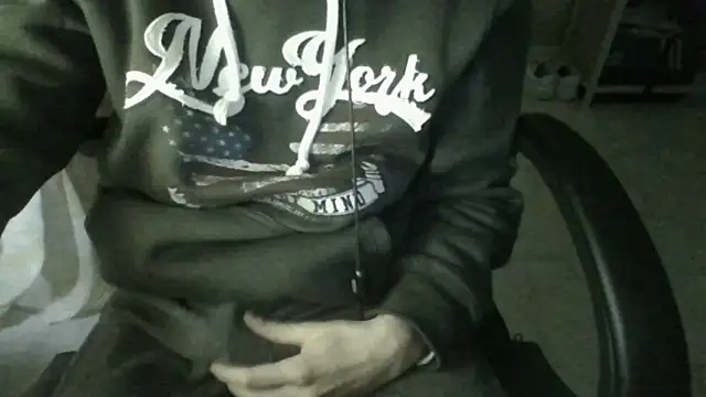 FranciCazzone online show from 03-04-25, 01:12