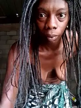 Snapshot of nzanizy chatting on 11-06-25, 12:06 nzanizy online show from 11-06-25, 12:06