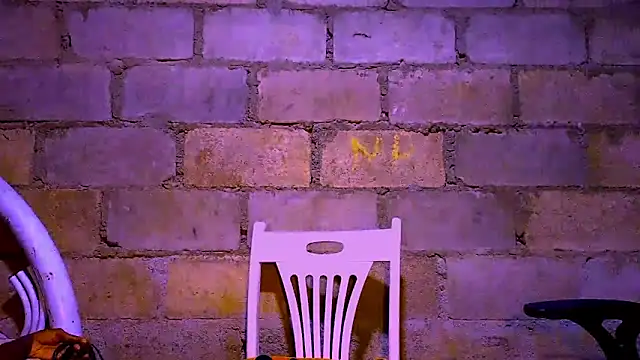 Snapshot of nzanizy chatting on 11-11-25, 06:19 nzanizy online show from 11-11-25, 06:19