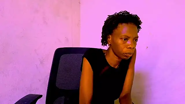 Snapshot of nzanizy chatting on 12-03-25, 04:27 nzanizy online show from 12-03-25, 04:27