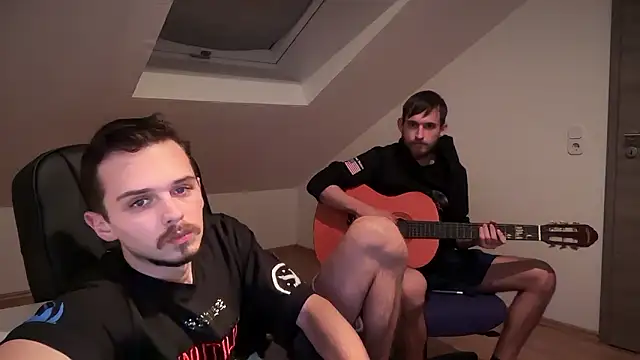 Snapshot of naked_psy chatting on 12-03-24, 08:28 naked psy online show from 12-03-24, 08:28