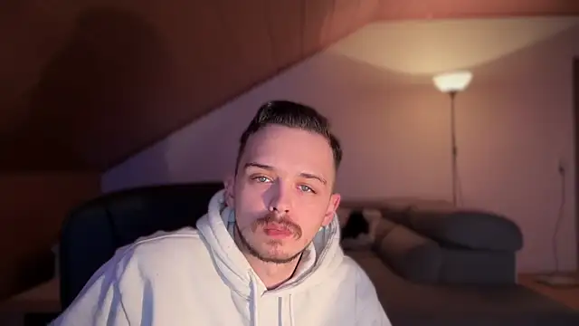 Snapshot of naked_psy chatting on 02-02-25, 02:06 naked psy online show from 02-02-25, 02:06