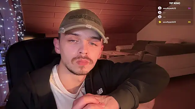 Snapshot of naked_psy chatting on 02-11-25, 04:55 naked psy online show from 02-11-25, 04:55