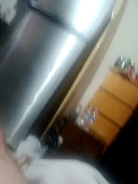 Snapshot of ColdVisitor chatting on 10-13-25, 01:33 ColdVisitor online show from 10-13-25, 01:33