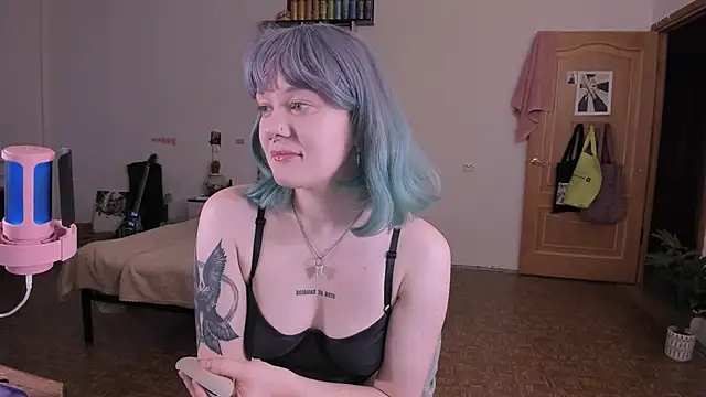 Snapshot of cyber_whore_ chatting on 10-16-25, 01:56 cyber whore online show from 10-16-25, 01:56